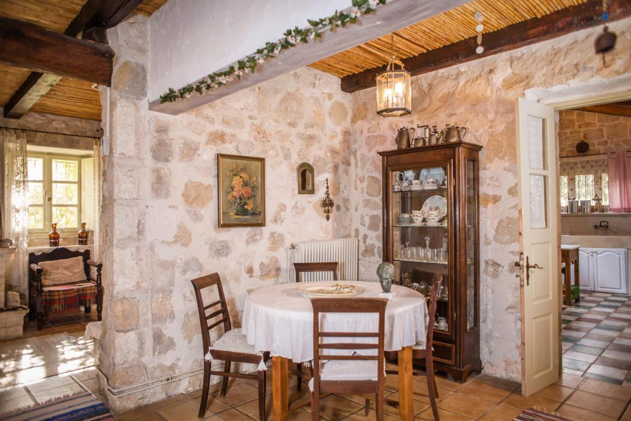 Jianni'S Villa - Stone Villa In The Greenery!! Vasilikí エクステリア 写真